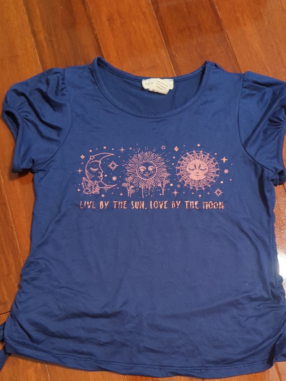 Girls' Blue Short Sleeve Graphic Tee with Pink Sun & Moon Print
